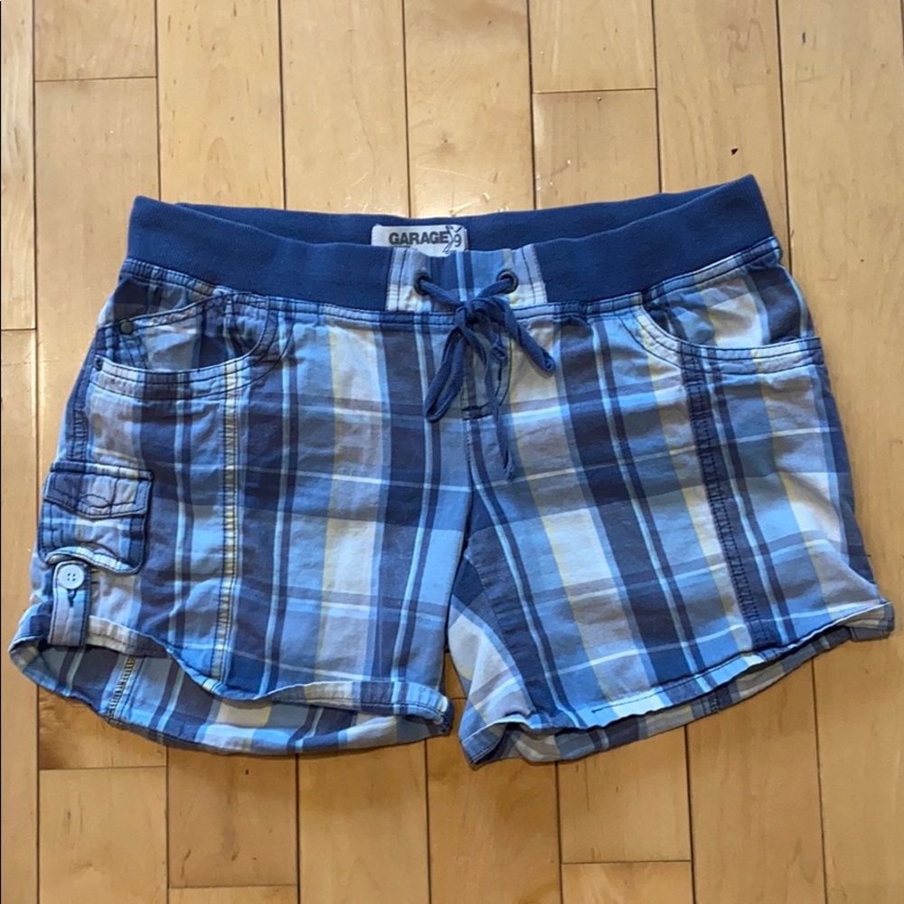 Garage Shorts - Picture 5 of 7